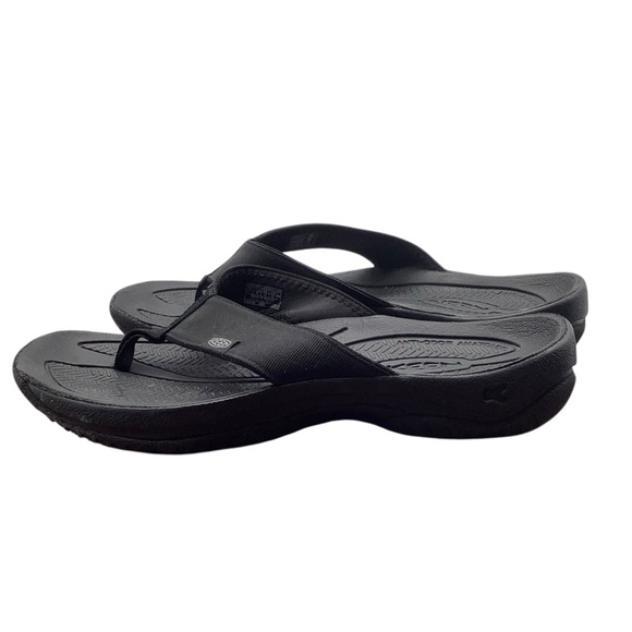 Keen Black Footwear Label‎ size 11